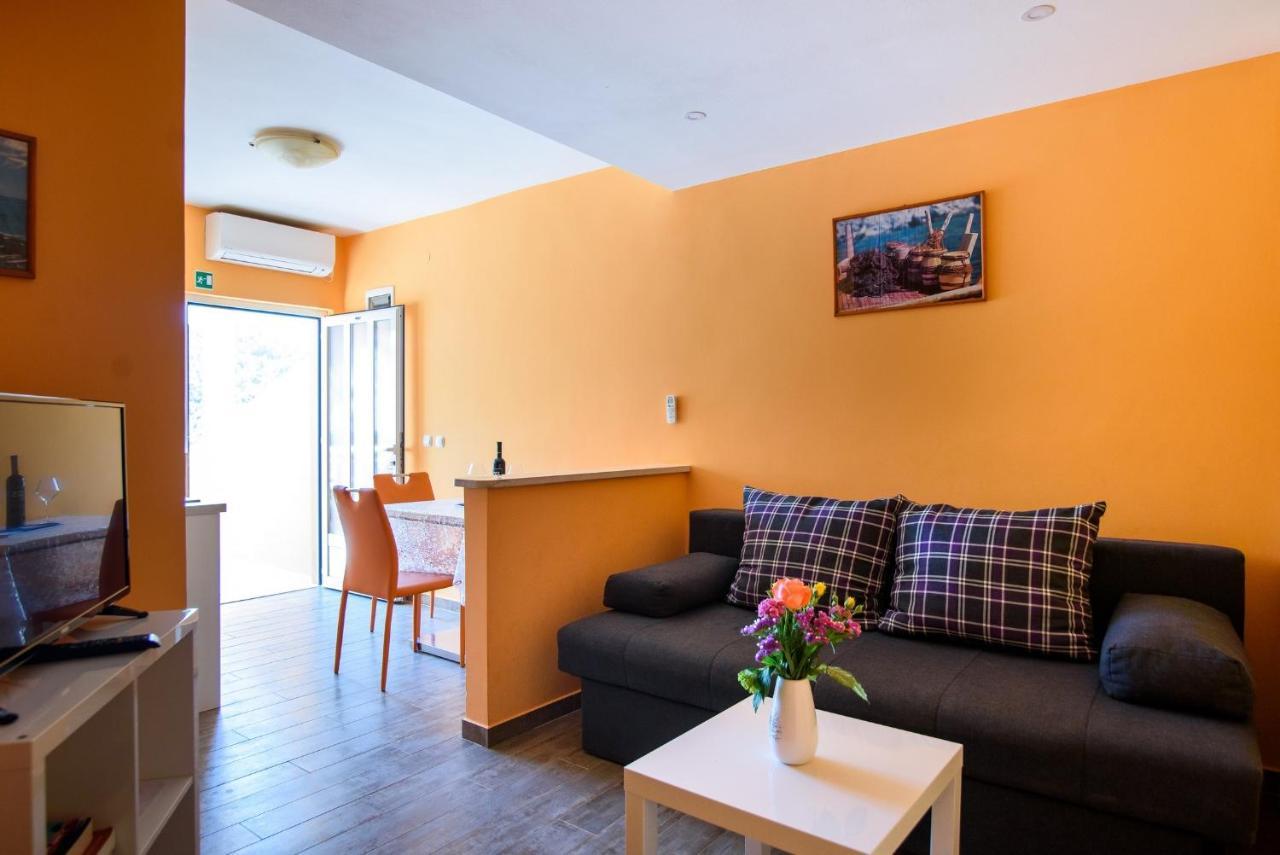 Stermasi Apartments Saplunara Exterior photo